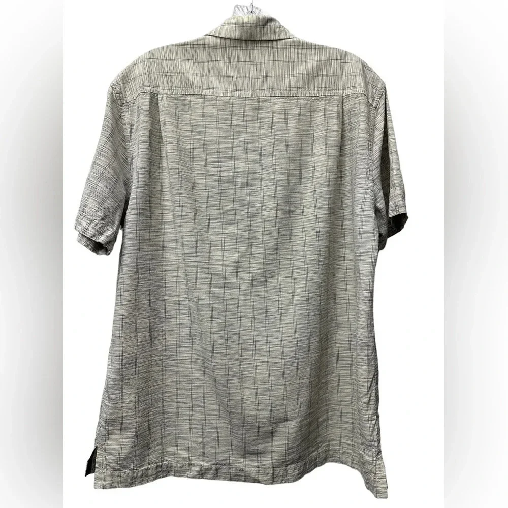 Tommy Bahama Silk Camp Shirt Size Medium Tan Short Sleeve Button Down